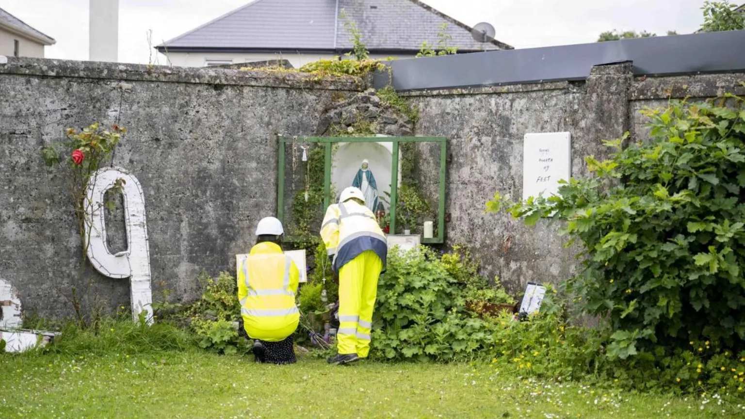 Irlanda inicia escavação de fossa comum com restos de bebês em Tuam As exumações serão realizadas no antigo local de uma instituição para mães solteiras - Foto: PA Media