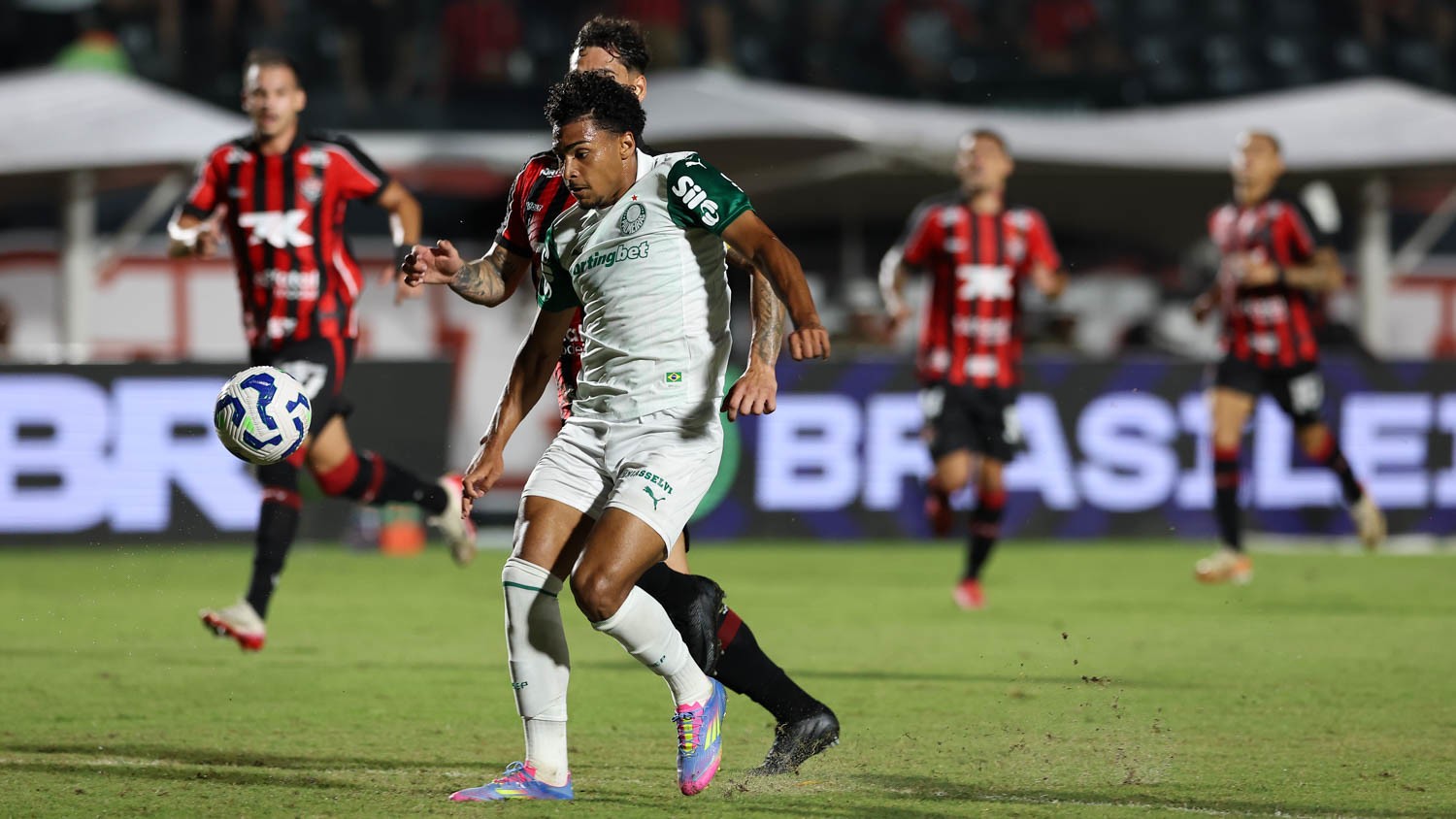 Reservas do Palmeiras revelam fragilidades do elenco em análise recente Foto: Reprodução
