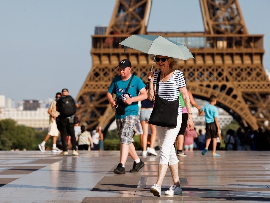 França contabiliza 480 mortes devido à onda de calor no início do verão Onda de calor na Europa em junho de 2025 (Foto: Ludovic MARIN / AFP)