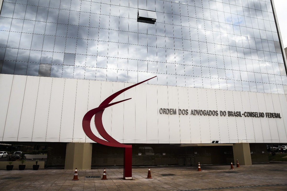 Prova da OAB gera protestos e pedidos de anulação em todo o Brasil Segunda fase do exame da OAB é alvo de controvérsia: candidatos pedem cancelamento da prova (Foto: Valter Campanato/Agência Brasil)