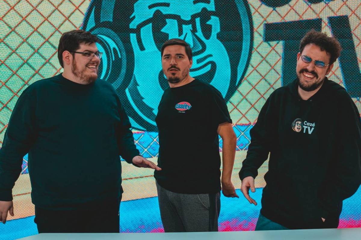 Cazé TV registra audiência superior à das Olimpíadas na Copa do Mundo de Clubes Casimiro (à esquerda), Luis Felipe Freitas e Guilherme Beltrão fazem parte da Cazé TV (Foto: Divulgação)