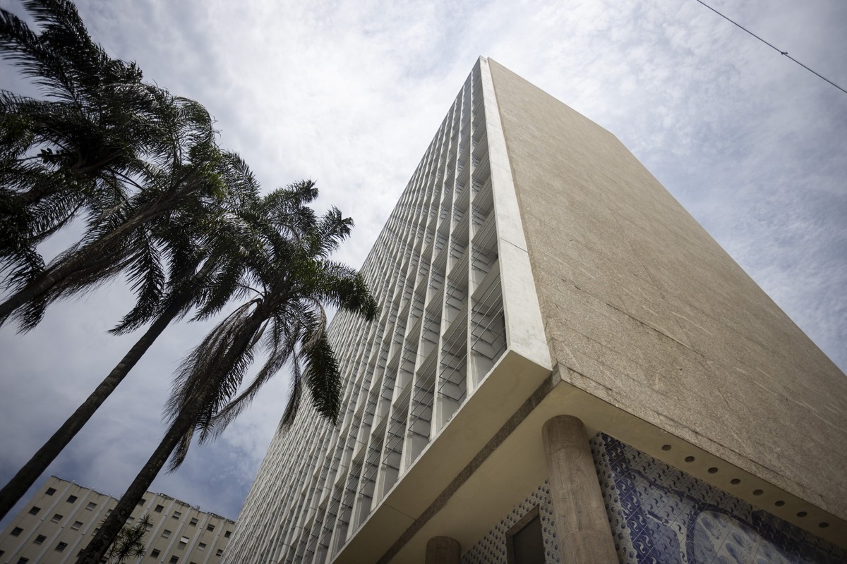 Fachada do Palácio Gustavo Capanema, que poderia abrigar a Faculdade de Arquitetura (Foto: Márcia Foletto)