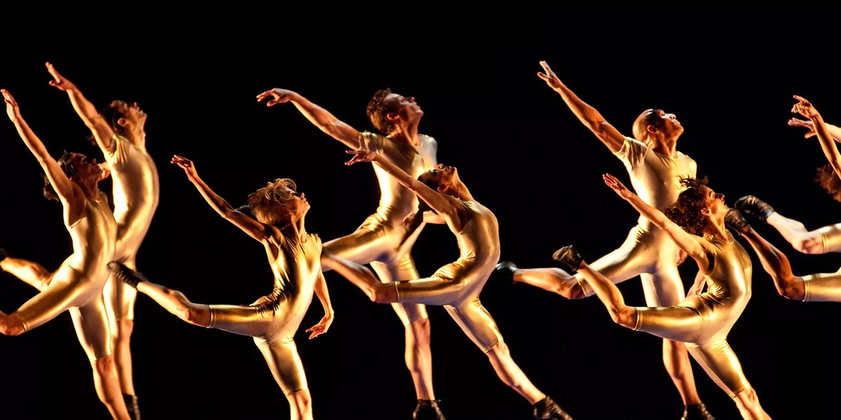 Grupo Corpo celebra 50 anos com nova coreografia chamada Piracema Grupo Corpo celebra 50 anos com nova coreografia chamada Piracema