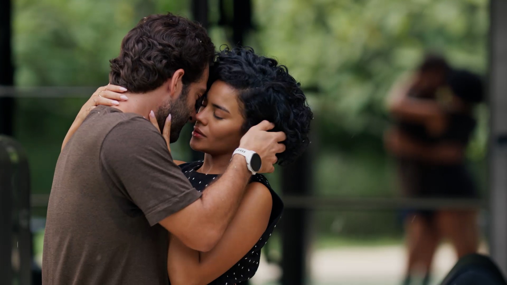 Afonso surpreende ao pedir Fátima em casamento em 'Vale Tudo' Foto: Reprodução