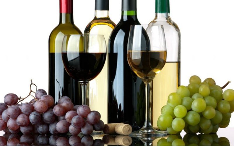 Descubra os vinhos doces imperdíveis que encantam paladares ao redor do mundo Foto: Reprodução
