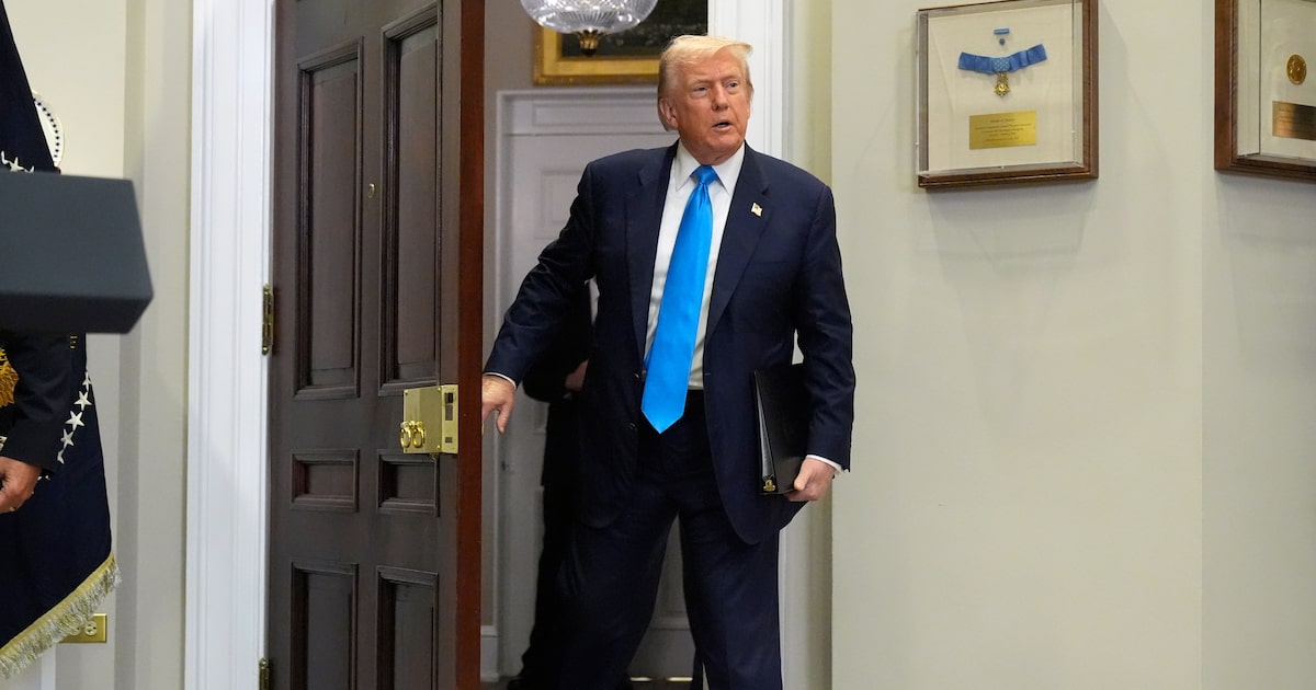 Brasil e Estados Unidos enfrentam perdas no conflito entre as nações Presidente dos Estados Unidos assinou nesta quarta-feira a medida que determina uma tarifa de 50% aos produtos brasileiros (Foto: Mark Schiefelbein/AP Photo)