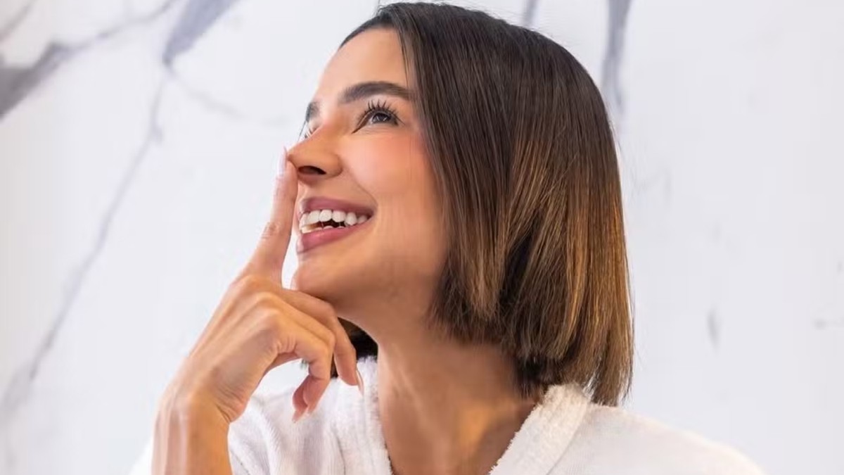 Rinoplastia ganha popularidade com resultados mais naturais e menos invasivos Rinoplastia moderna ganha força com técnicas menos invasivas; Kerline Cardoso é exemplo (Foto: Reprodução Instagram)