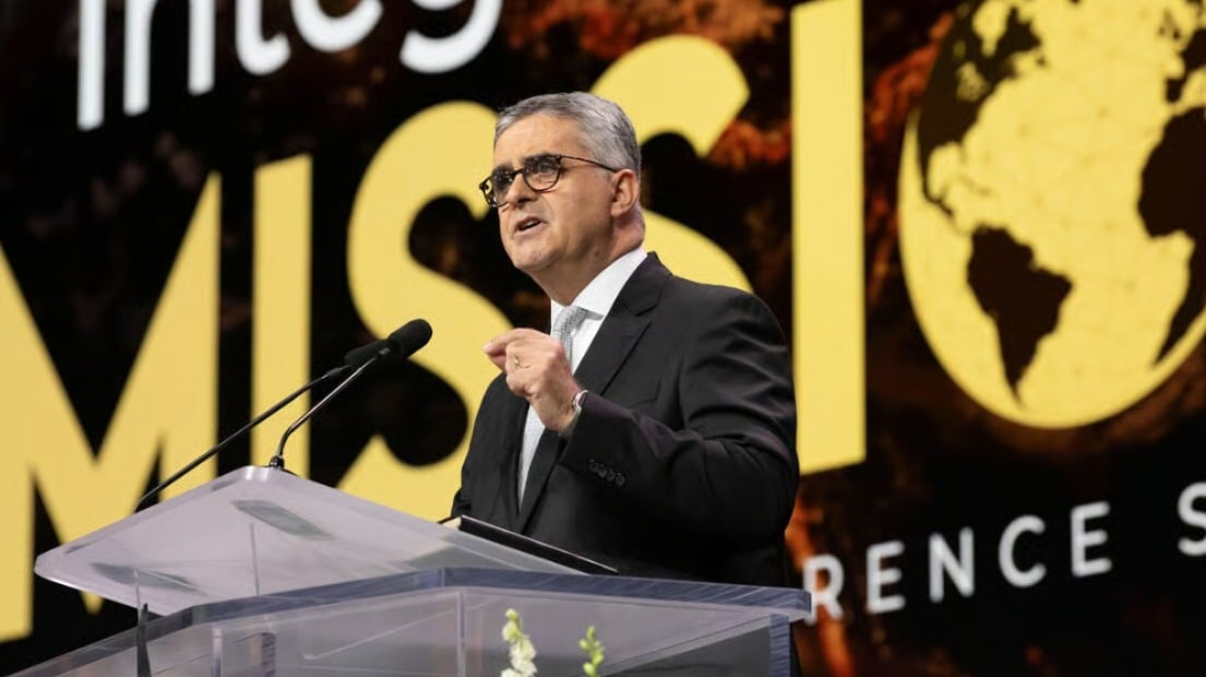 Brasileiro é eleito presidente mundial da Igreja Adventista pela primeira vez Erton C. Köhler foi eleito durante a 62ª Sessão da Associação Geral nos EUA. (Foto: Tor Tjeransen)