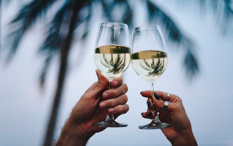 Descubra os melhores vinhos brancos argentinos até R$150 para sua adega Descubra os melhores vinhos brancos argentinos até R$150 para sua adega