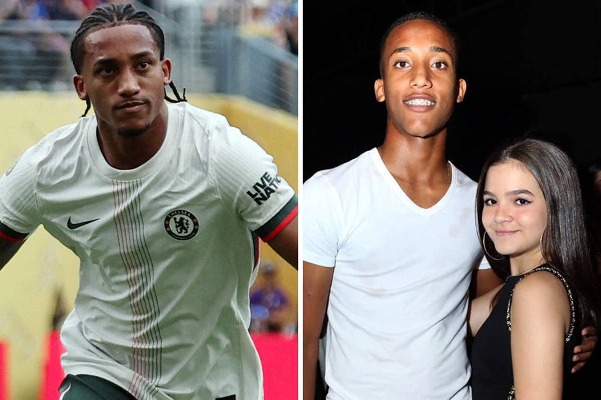 João Pedro, destaque na Copa do Mundo de Clubes, assume namoro com Mel Maia Atacante brasileiro do time inglês Chelsea, João Pedro namorou Mel Maia durante sete meses (Foto: Reuters/Instagram)