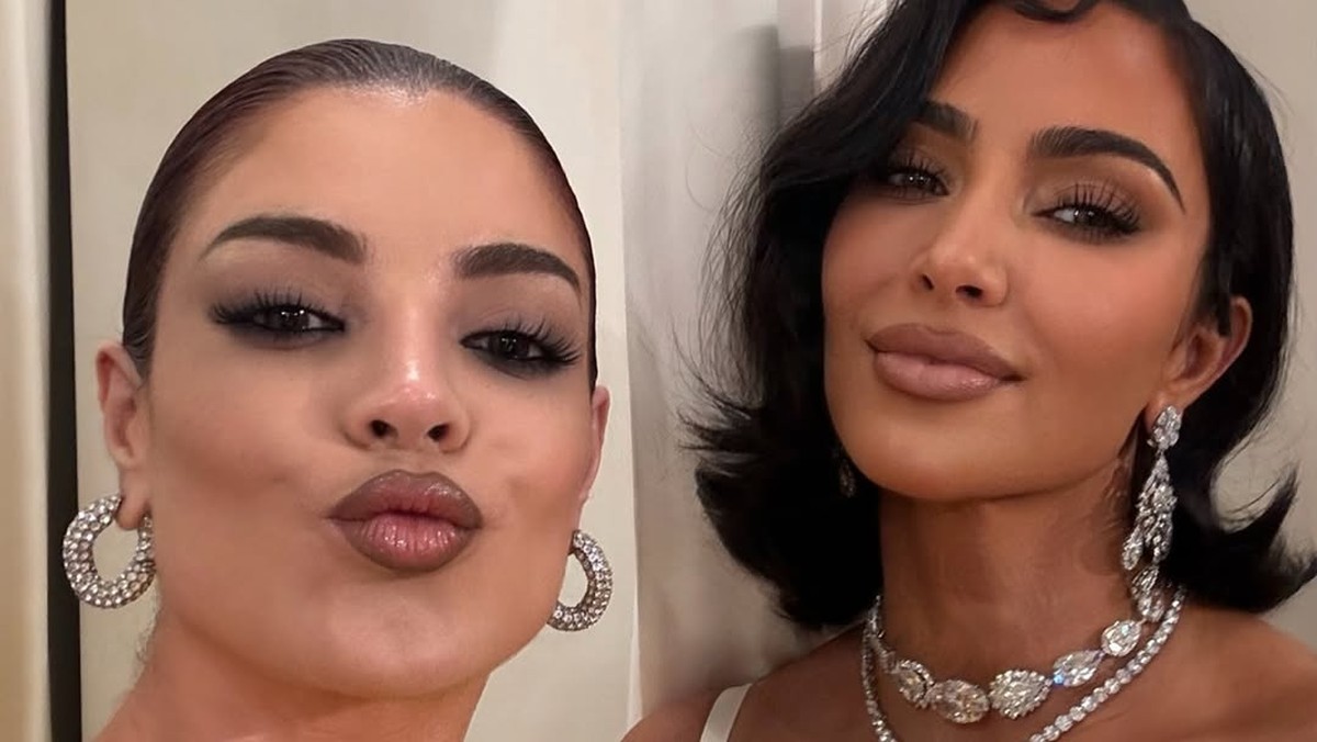 Gkay e Kim Kardashian se encontraram em Paris durante desfile da Balenciaga na Semana de Alta-Costura (Foto: Reprodução/Instagram)