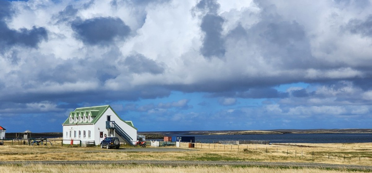 OEA solicita diálogo entre Argentina e Reino Unido sobre as Malvinas/Falklands Isoladas geograficamente, as Ilhas Malvinas/Falklands são um dos lugares menos conectados da Terra (Foto: Ana Lucia Azevedo)