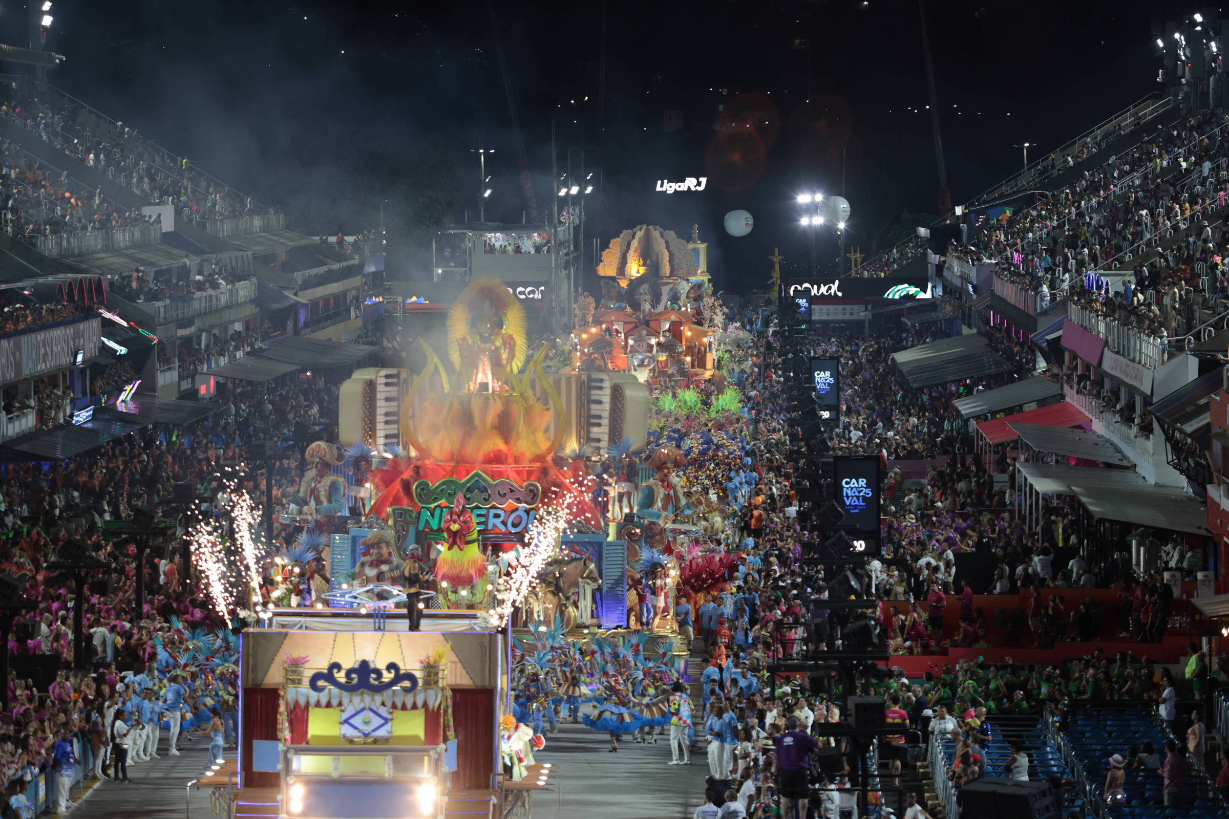 Desfile da Acadêmicos de Niterói em 2025 (Foto: Ronaldo Nina/Riotur)