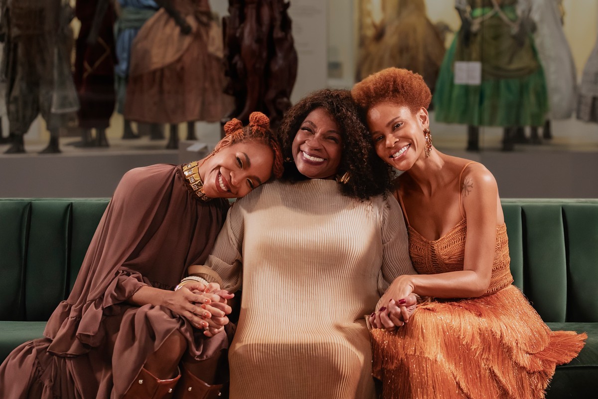 Karol Conká, Zezé Motta e Aline Wirley — Foto: Divulgação/Sarah Wollermann