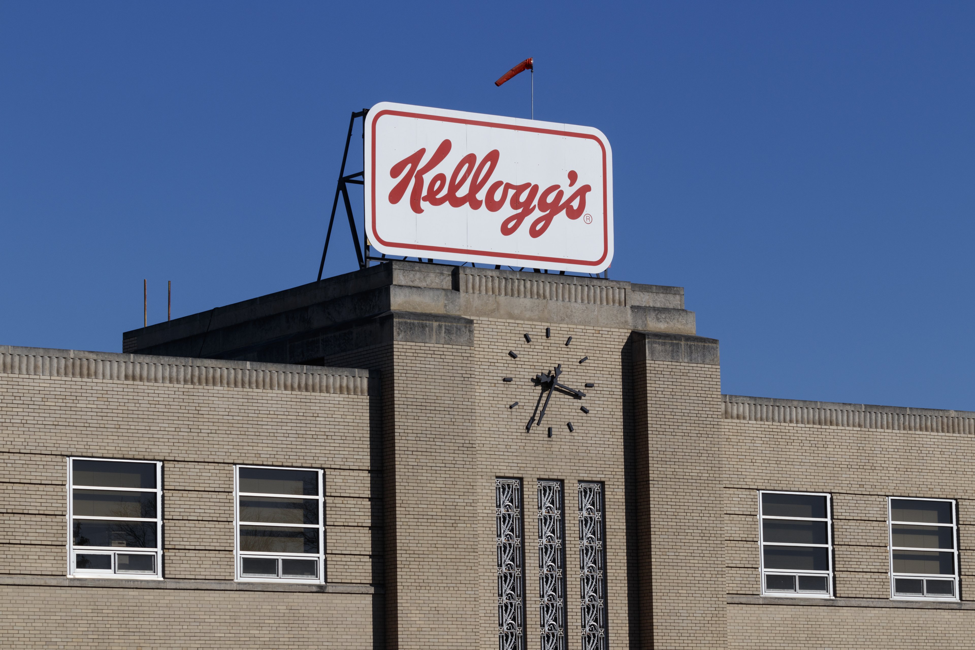 Cincinnati - Circa fevereiro de 2020: Divisão de Snacks da Kellogg's. As marcas de snacks da Kellogg incluem Keebler, Pop-Tarts, Eggo e Kashi. (Foto: Jetcityimage/Getty Images)