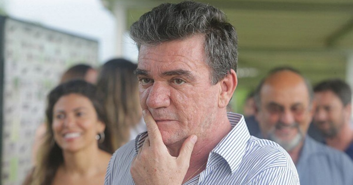 Andrés reconhece uso indevido de cartão do Corinthians em viagem pessoal Andrés Sanchez, ex-presidente do Corinthians (Foto: Nilton Fukuda/Estadão)