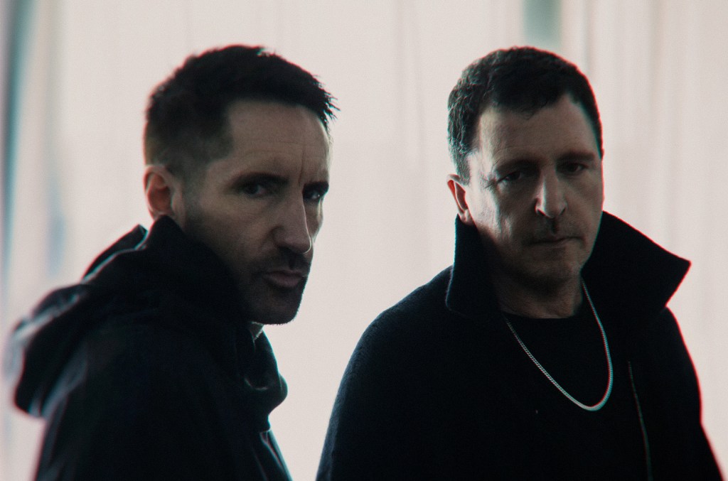 Nine Inch Nails lança música surpresa e revela trilha sonora de ‘Tron: Ares’ Nine Inch Nails lançou a nova música "As Alive As You Need Me to Be" e revelou a data de lançamento e a lista de faixas da trilha sonora de 'Tron: Ares'. (Foto: Reprodução)