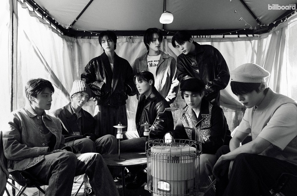 ATEEZ revela detalhes exclusivos em entrevista para edição da Billboard Korea Leia a entrevista da Billboard Korea com ATEEZ, e veja fotos exclusivas, além das capas do grupo e dos membros individuais. (Foto: Reprodução)