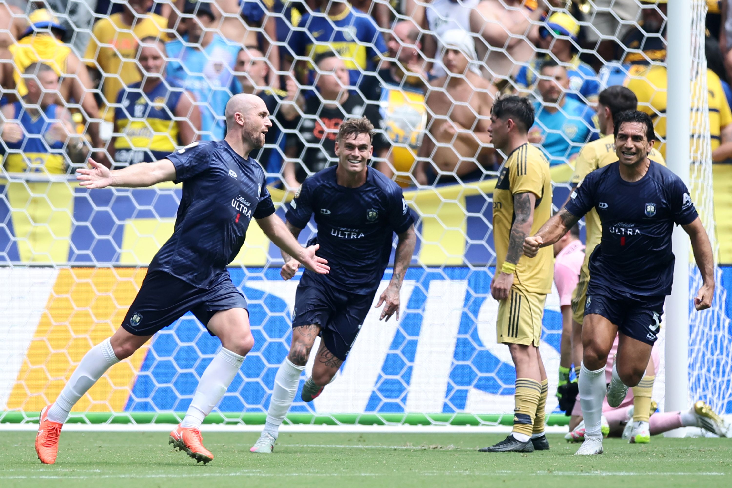 Professor ensina lição inesquecível após marcar gol histórico no Mundial de Clubes Foto: Reprodução