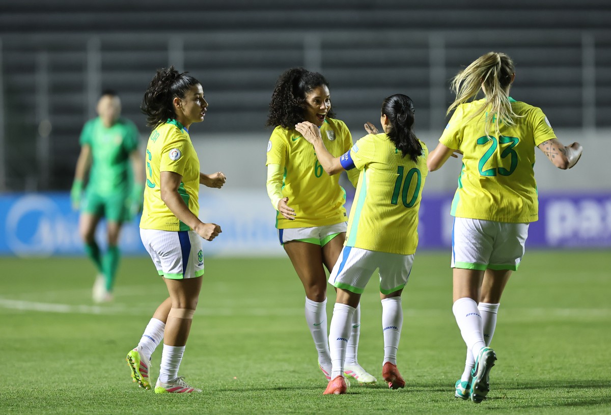 Brasil derrota Paraguai e avança para a semifinal da Copa América feminina Brasil vence Paraguai na Copa América feminina (Foto: Lívia Villas Boas / CBF)