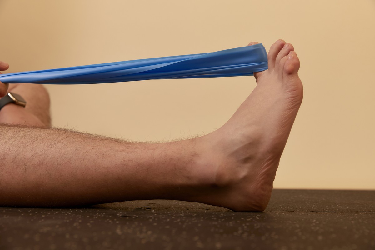 Aprenda como deixar os pés fortes (Foto: NYT)