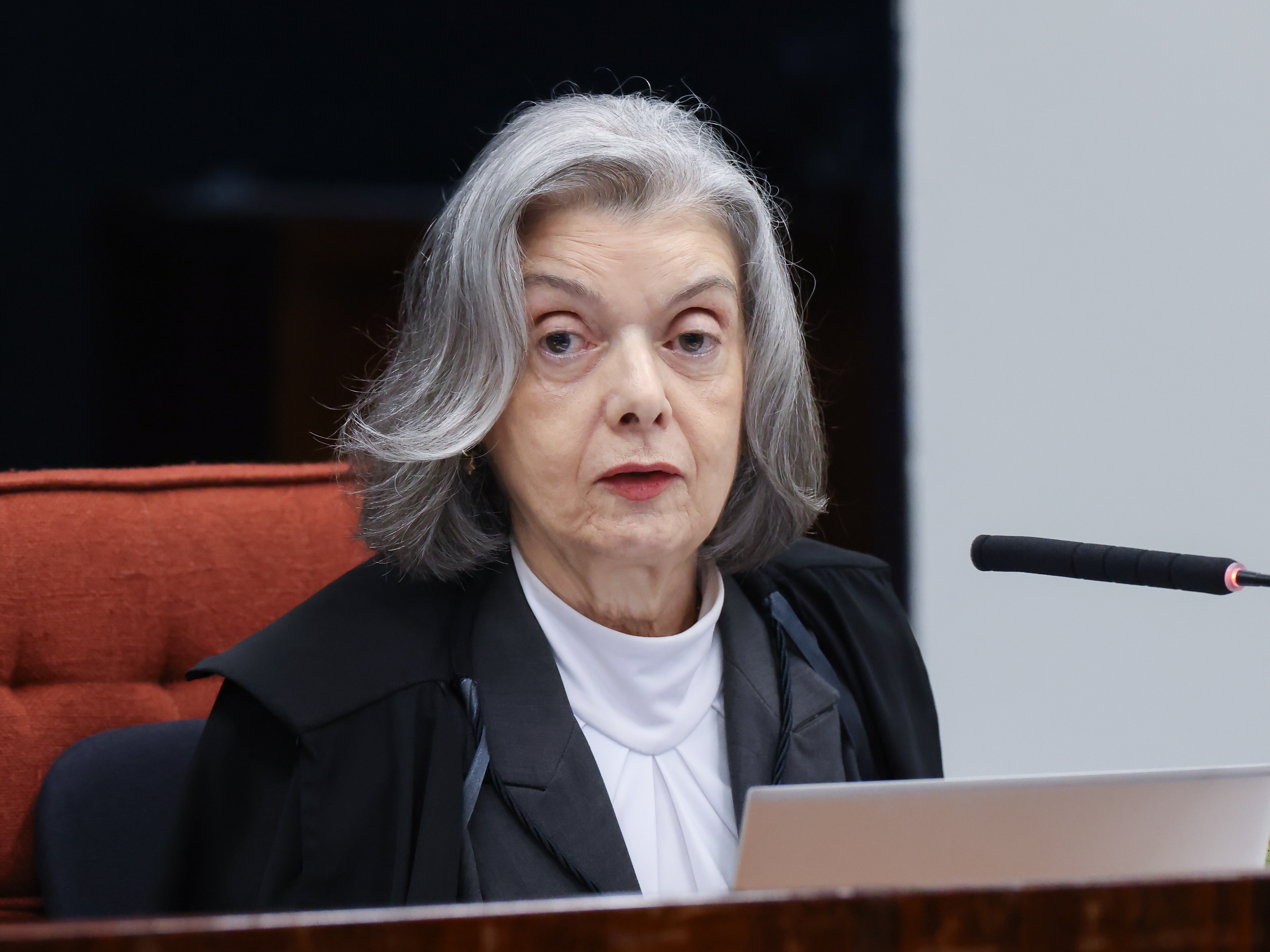 Cármen Lúcia propõe regulação de redes para combater a desinformação Ministra Cármen Lúcia, do STF (Foto: Antonio Augusto/STF)