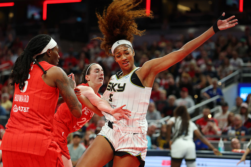 Liga de basquete feminino dos EUA apura denúncia de racismo em partida