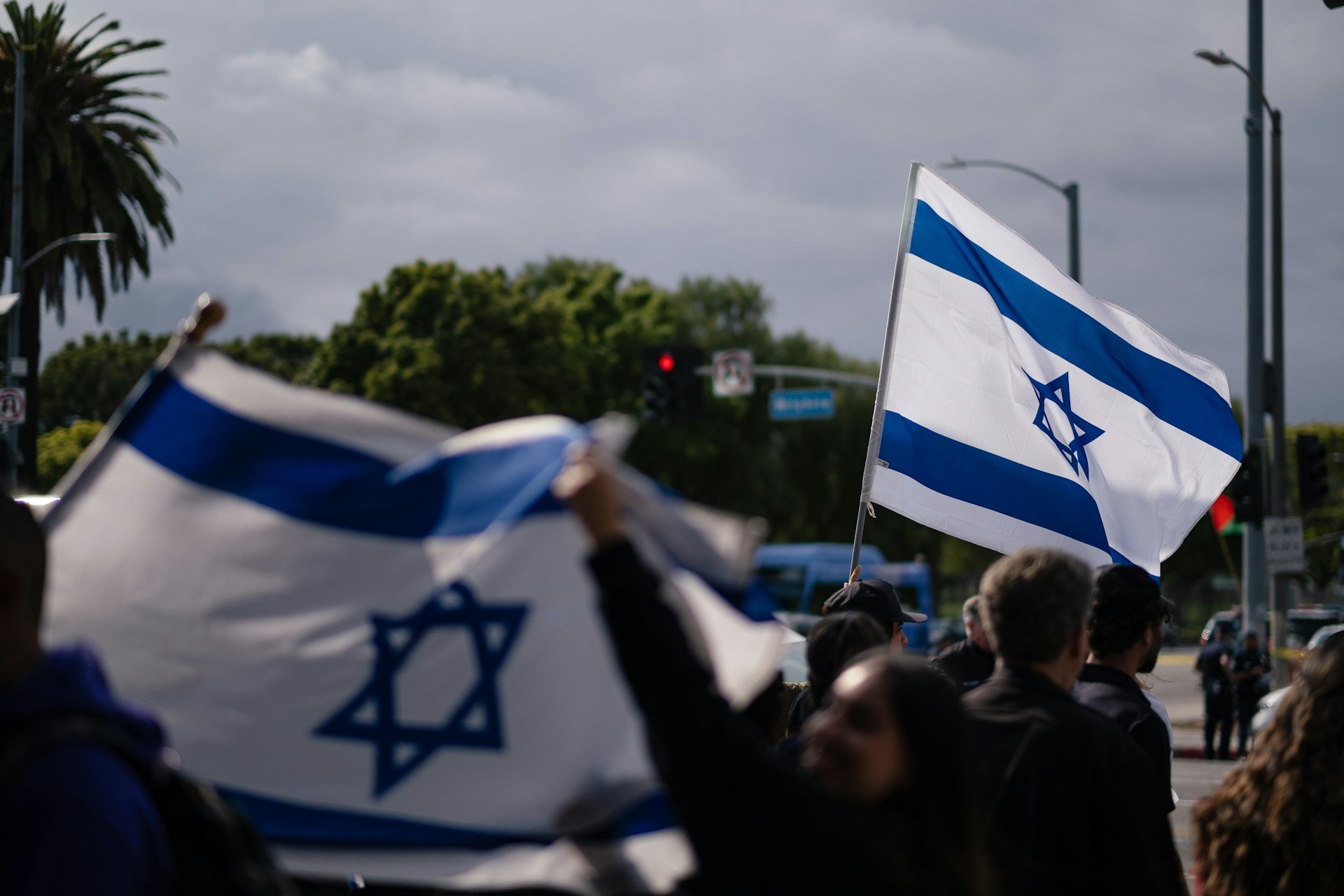 Brasil se afasta de aliança do Holocausto e intensifica tensões com Israel Foto ilustrativa: Levi Meir Clancy/Unsplash