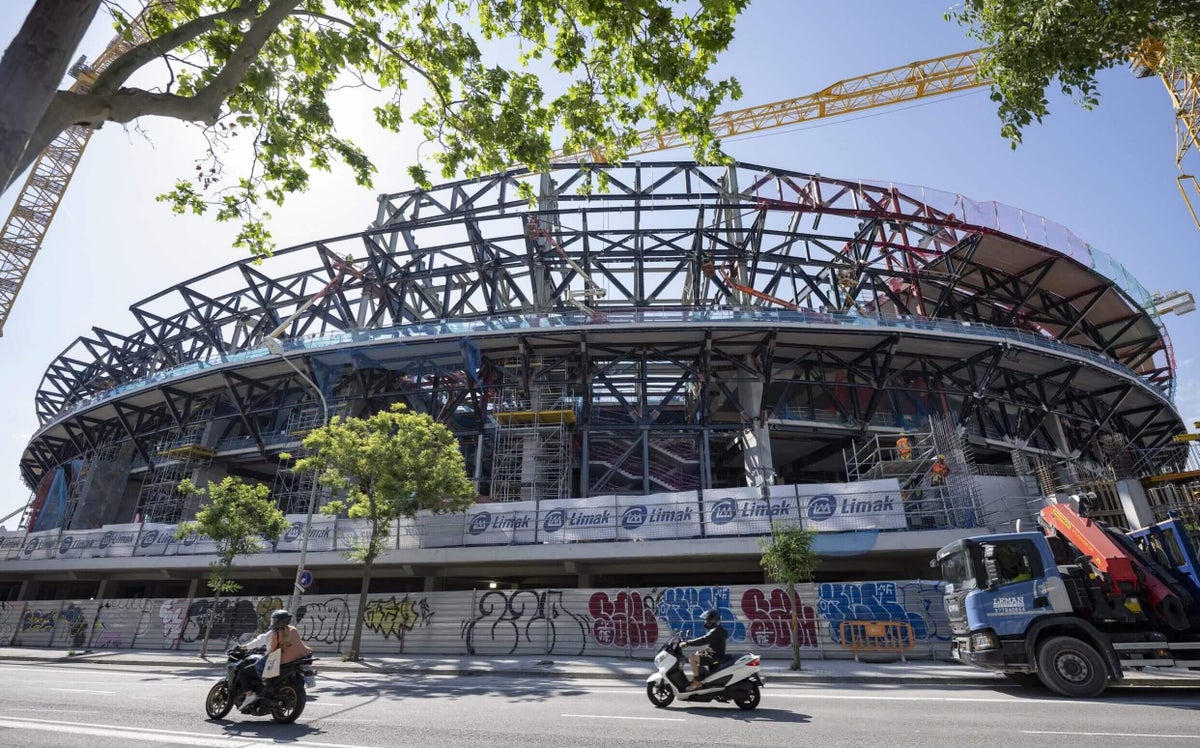 Barcelona pode voltar ao Camp Nou no próximo mês após reformas Foto: Reprodução/The Athletic UK