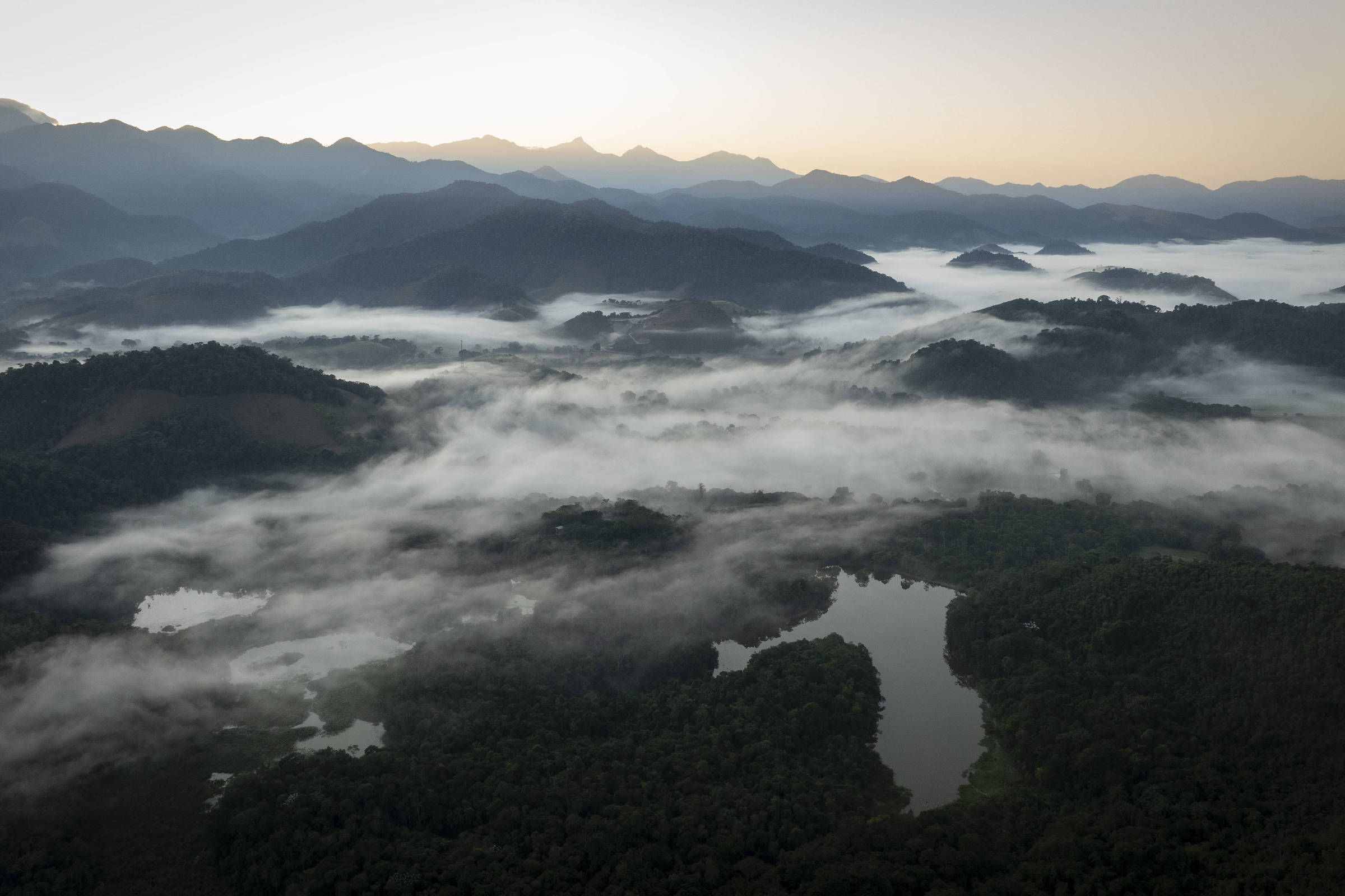 Licenciamento pode aumentar desmatamento na mata atlântica, alerta fundação Reserva Ecológica de Guapiaçu, no Rio de Janeiro, composta por florestas de mata atlântica (Foto: Bruno Santos - 26.jun.2024/Folhapress)