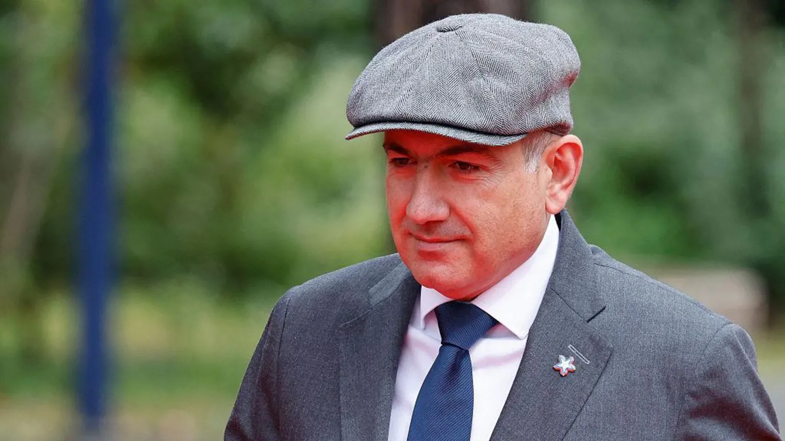Premiê da Armênia se oferece para se expor em disputa com a Igreja O primeiro-ministro da Armênia, Nikol Pashinyan, enfrenta eleições decisivas no próximo ano (Foto: Getty Images)