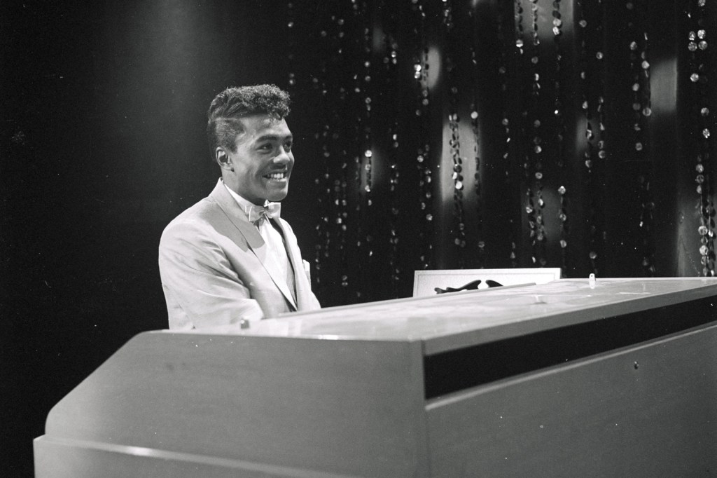 Dave ‘Baby’ Cortez celebra legado de 'The Happy Organ' como clássico eterno A música animada de Dave “Baby” Cortez, "The Happy Organ", alcançou o No. (Foto: Reprodução)