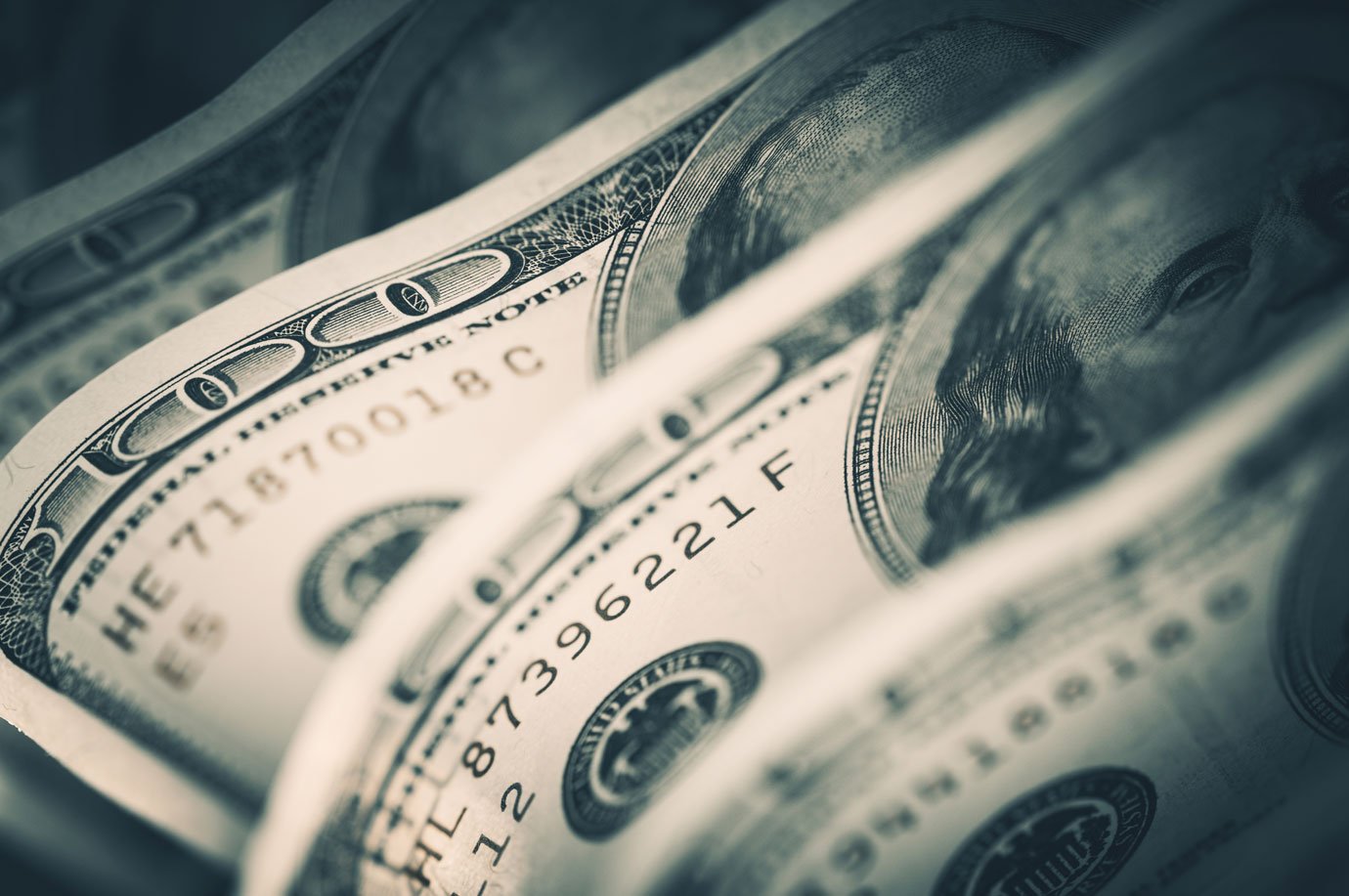 Wall Street enfrenta ilusões em 2025 com dólar forte e quedas nas bolsas asiáticas Imposto de Renda 2025: veja abertura de consulta do 3º lote e data de pagamento da restituição (Foto: Reprodução)