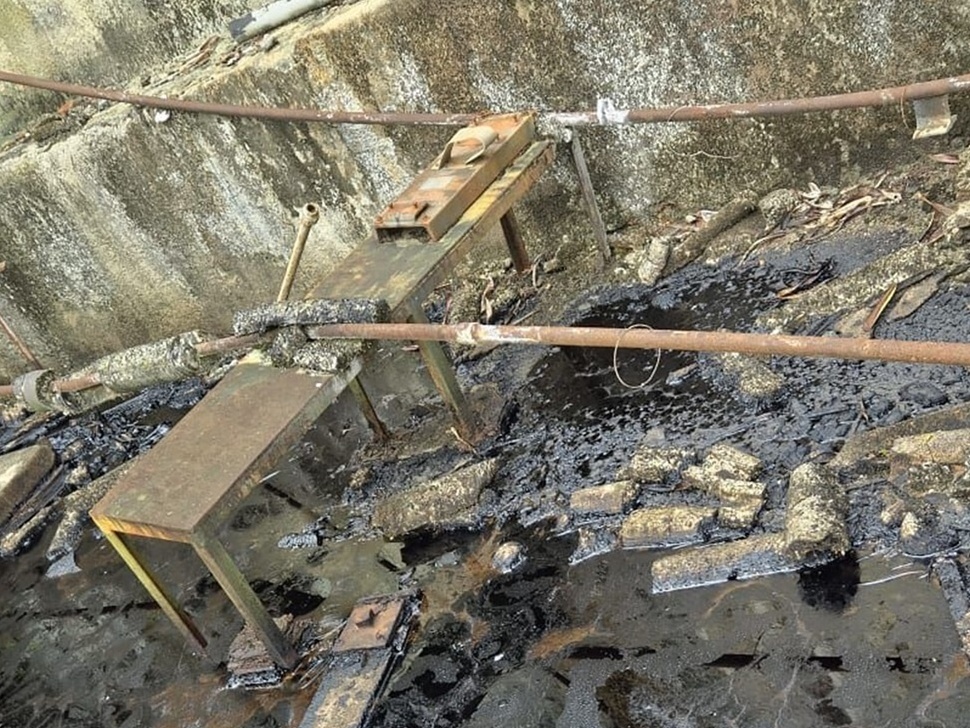 Vazamento de óleo em cidades de SP gera alerta; empresa aponta vandalismo como causa Vazamento de substância oleosa no leito do rio Ribeira foi denunciado por prefeituras ao Comitê da Bacia Hidrográfica do Ribeira de Iguapé e Litoral Sul (Foto: @CBH.RB/26.jun.2025-Instagram)