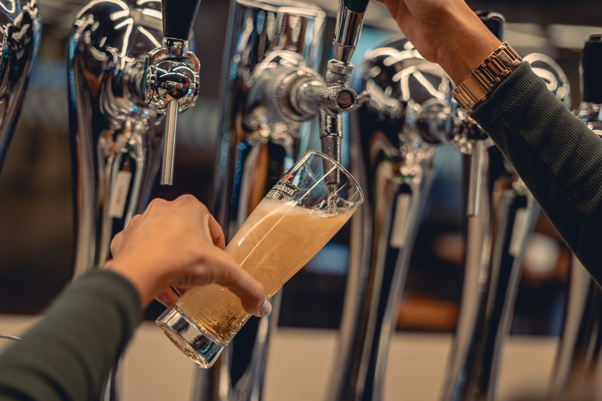 Heineken eleva preços de cervejas e afeta mercado de bebidas no Brasil Reajuste da Heineken (Foto: Divulgação Heineken)