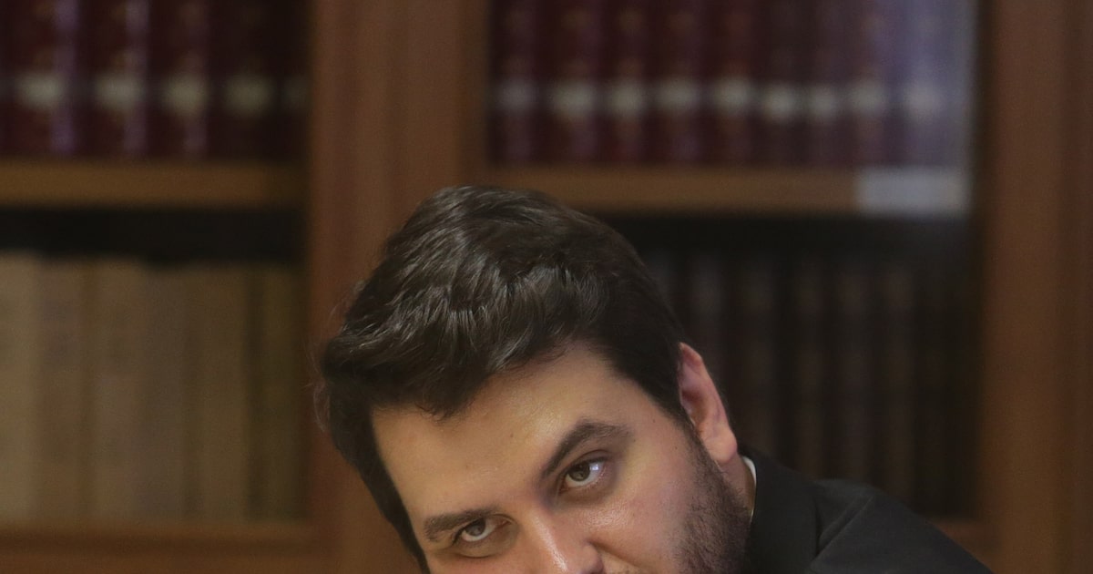 O ex-assessor de assuntos internacionais da Presidência Filipe Martins é acusado de integrar o núcleo 2 da trama golpista. (Foto: NILTON FUKUDA / ESTADÃO - 10/10/2019)