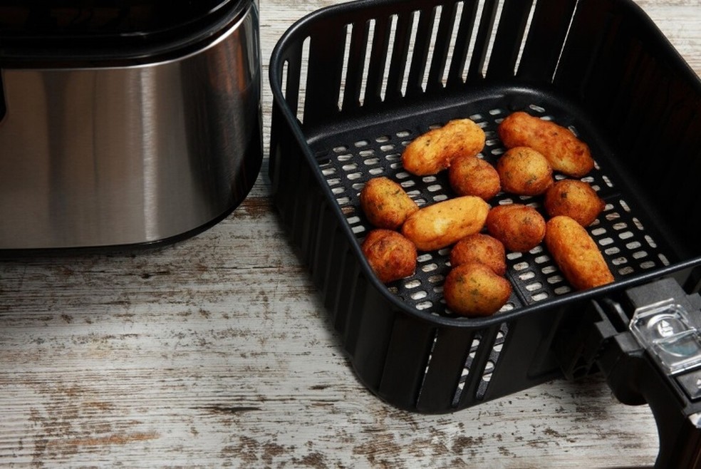 Airfryer: descubra como fritar sem óleo e limpar o aparelho facilmente Airfryer — Foto: Divulgação