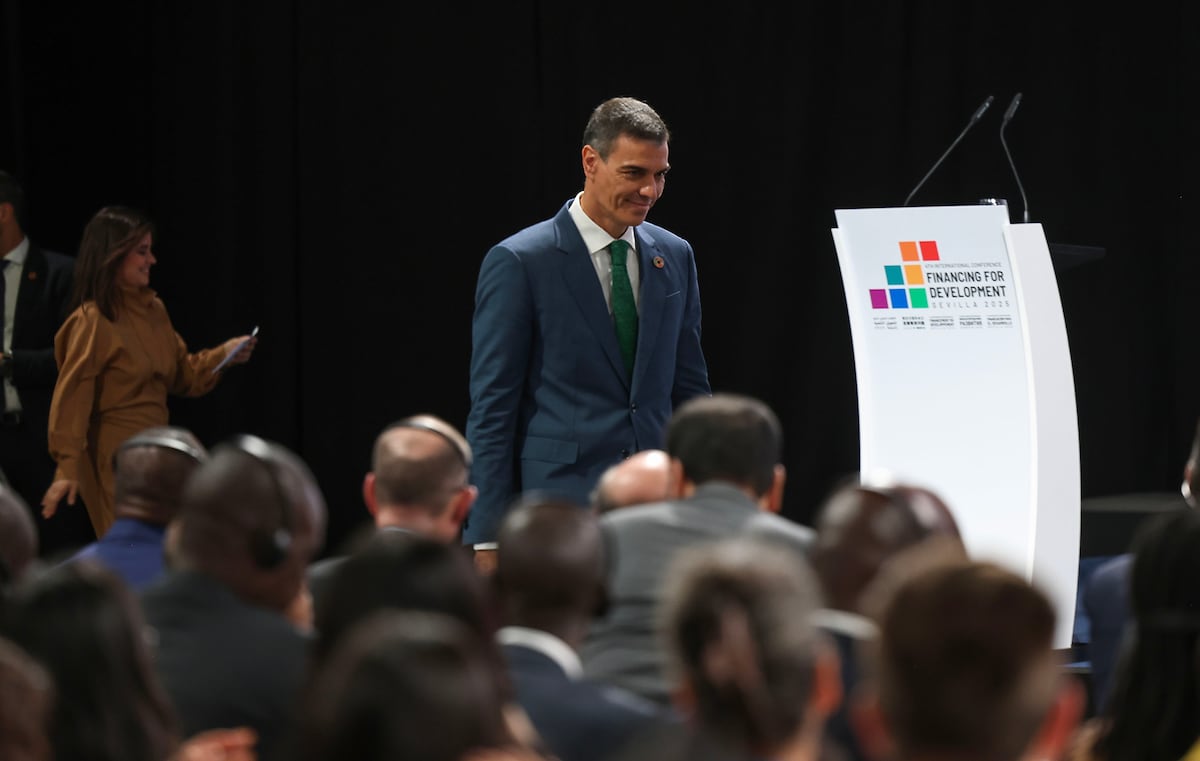 Sánchez promove mudanças no PSOE para fortalecer sua liderança e evitar crise Pedro Sánchez na cúpula da ONU em Sevilha, nesta terça-feira. (Foto: Alejandro Ruesga)