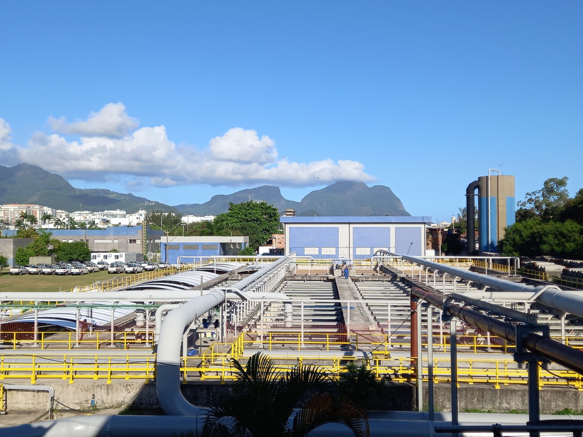 Moradores denunciam funcionamento irregular da ETE da Barra e pedem audiência com governador Vista aérea da Estação de Tratamento de Esgoto (ETE) da Barra da Tijuca, que passará a ter 50% a mais da capacidade atual (Foto: DIVULGAÇÃO)