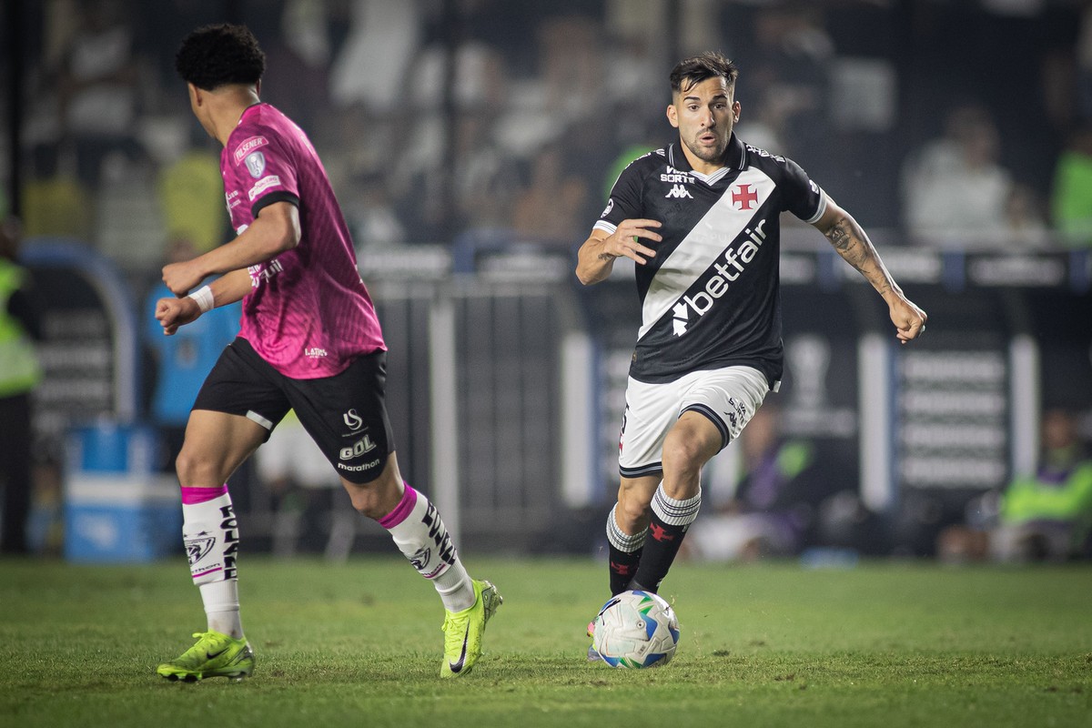 Vasco, de Garré (foto) foi eliminado pelo Independiente del Valle (Foto: Matheus Lima/Vasco)