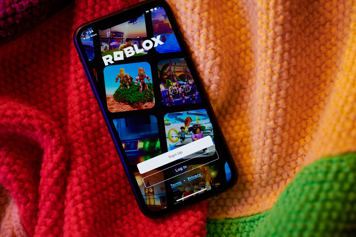 Plataforma Roblox, de games para celular e computador, permite que jogadores criem seus próprios títulos a baixo custo (Foto: Bloomberg)