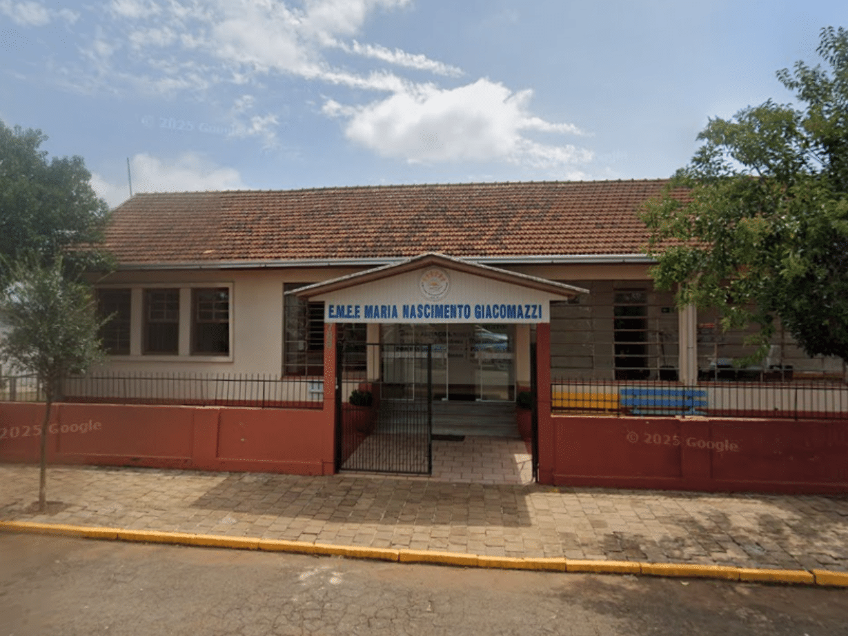 Homem é preso após atacar crianças com facão em escola no Rio Grande do Sul Escola Maria Nascimento Giacomazzi (Foto: Google Street View)