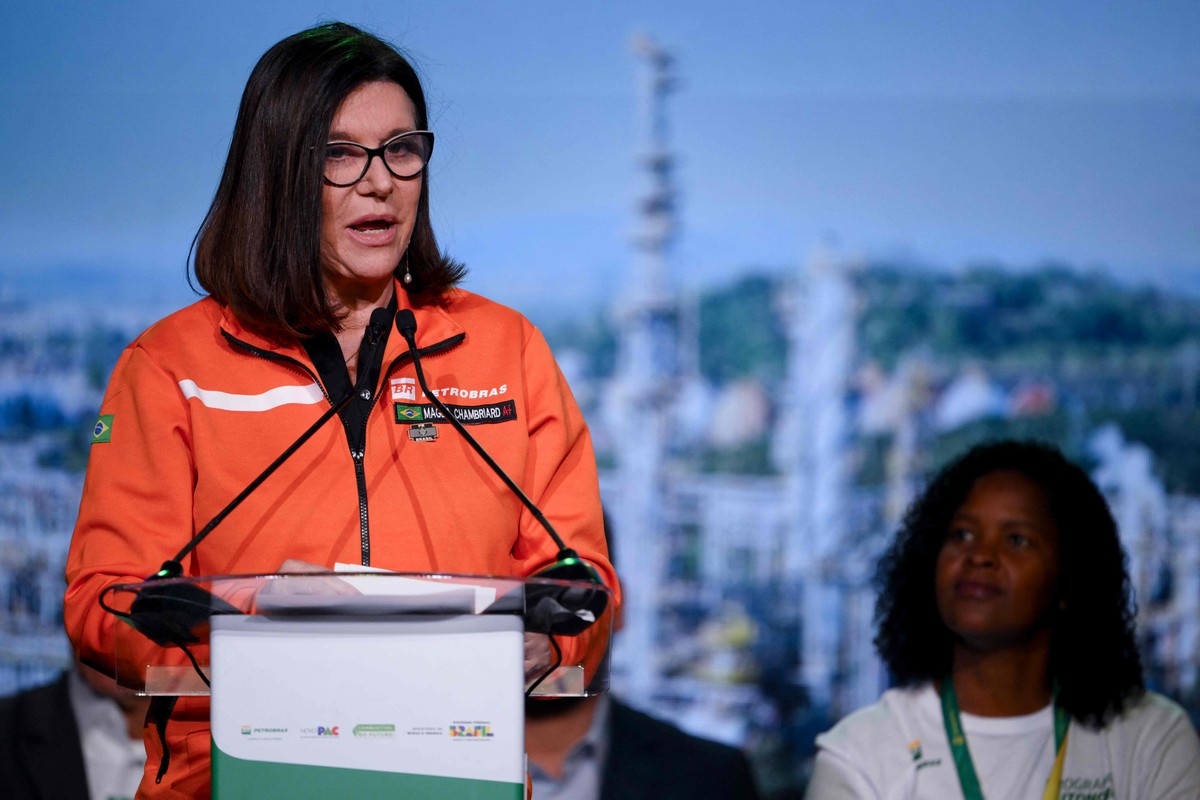 Petrobras garante segurança nas operações da Margem Equatorial, afirma presidente Presidente da Petrobras, Magda Chambriard, fala em evento com presença de Lula e ministros (Foto: Mauro Pimentel / AFP)