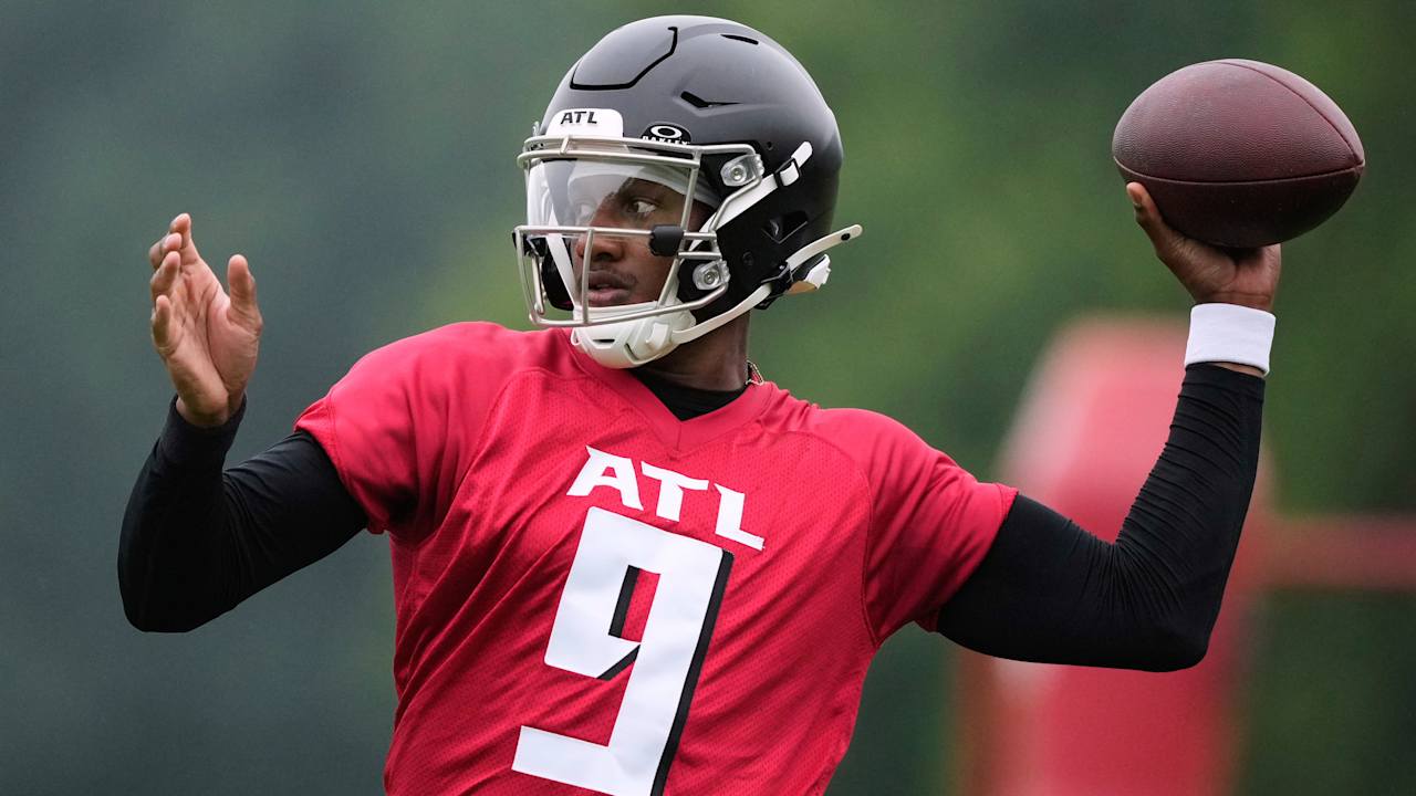 Penix Jr. inicia treinamento confiante e projeta ataque dos Falcons como o melhor da liga Foto: Reprodução/@NFL