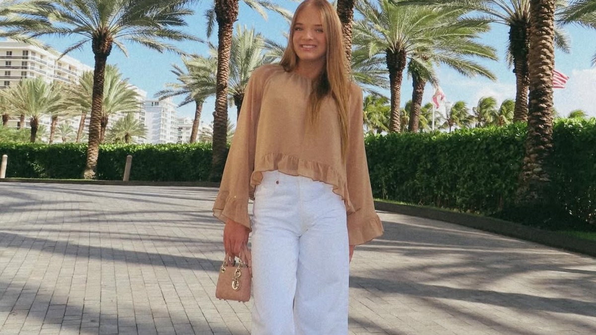 Ticiane Pinheiro encanta fãs com estilo de Rafa Justus durante viagem a Miami Rafa Justus exibe look em Miami e recebe elogios (Foto: Reprodução Instagram)