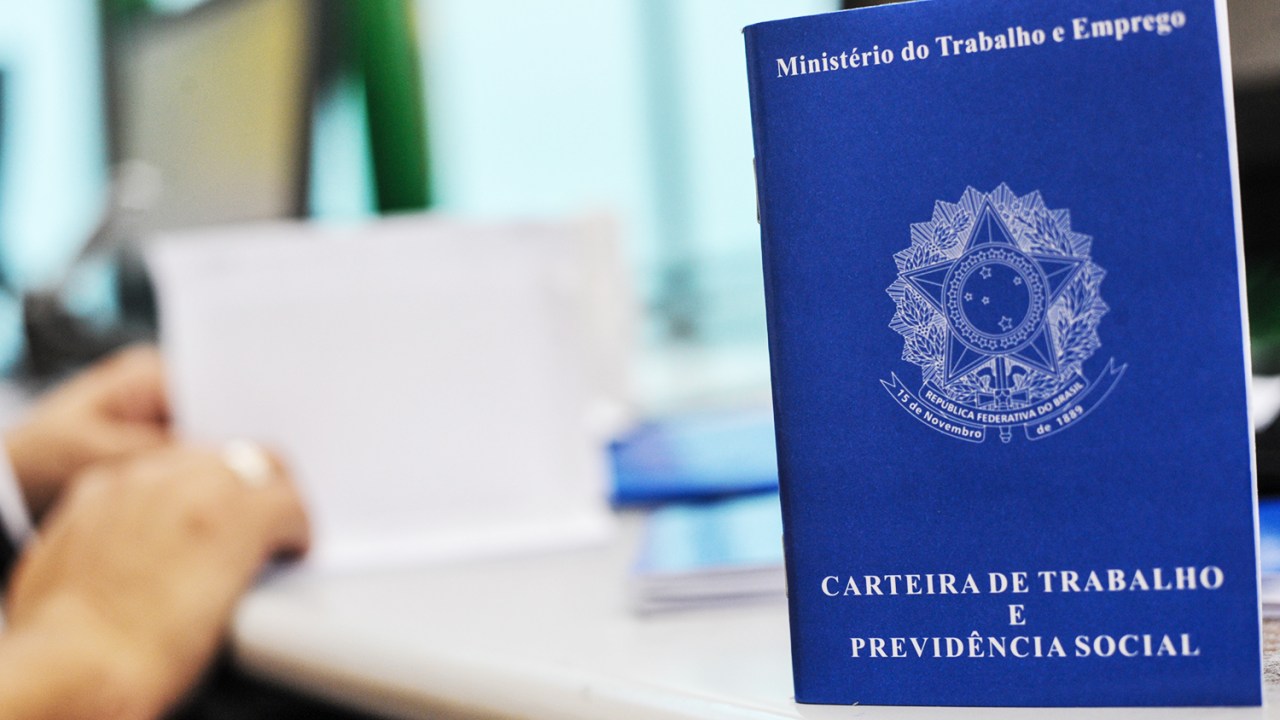 Enquanto o mundo gira em ritmo acelerado, transformando o jeito como trabalhamos, consumimos e nos relacionamos com as empresas, a Justiça do Trabalho brasileira está parada nos anos 1940 (Foto: Reinaldo Canato/VEJA.com)