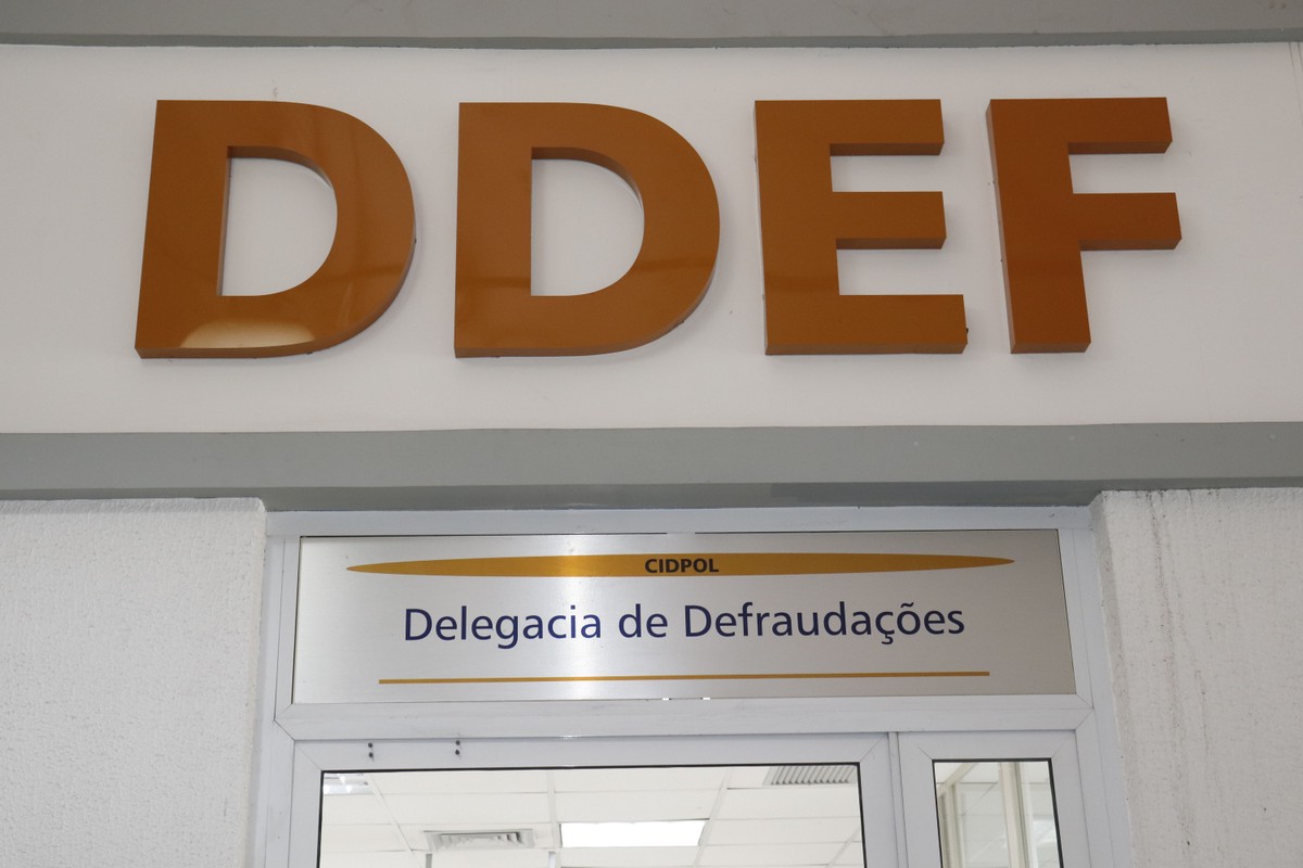 Polícia realiza operação e prende sete por golpe de empréstimo consignado Delegacia de Defraudações do Rio (Foto: Divulgação)