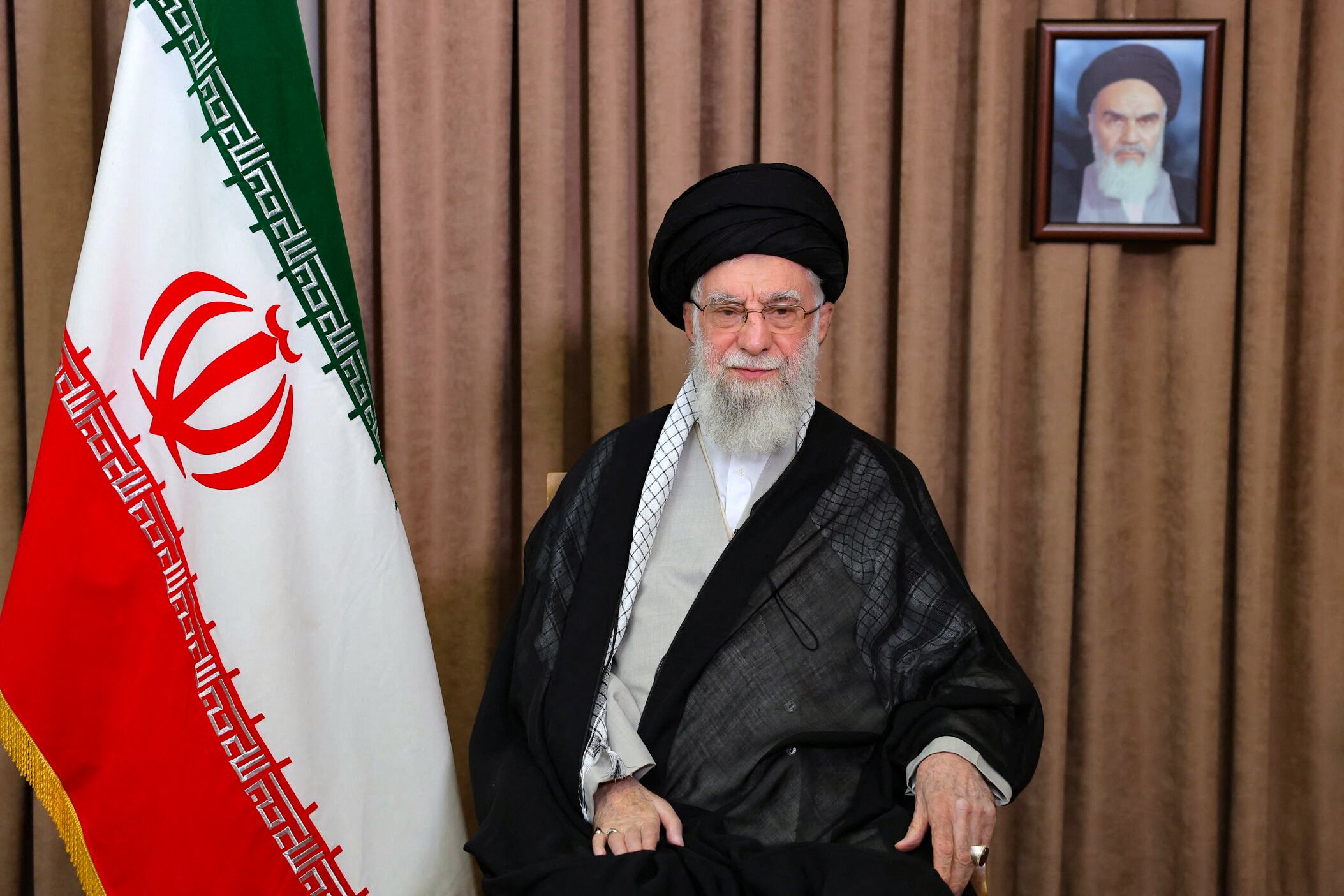 Ali Khamenei, líder supremo do Irã (Foto: AFP)