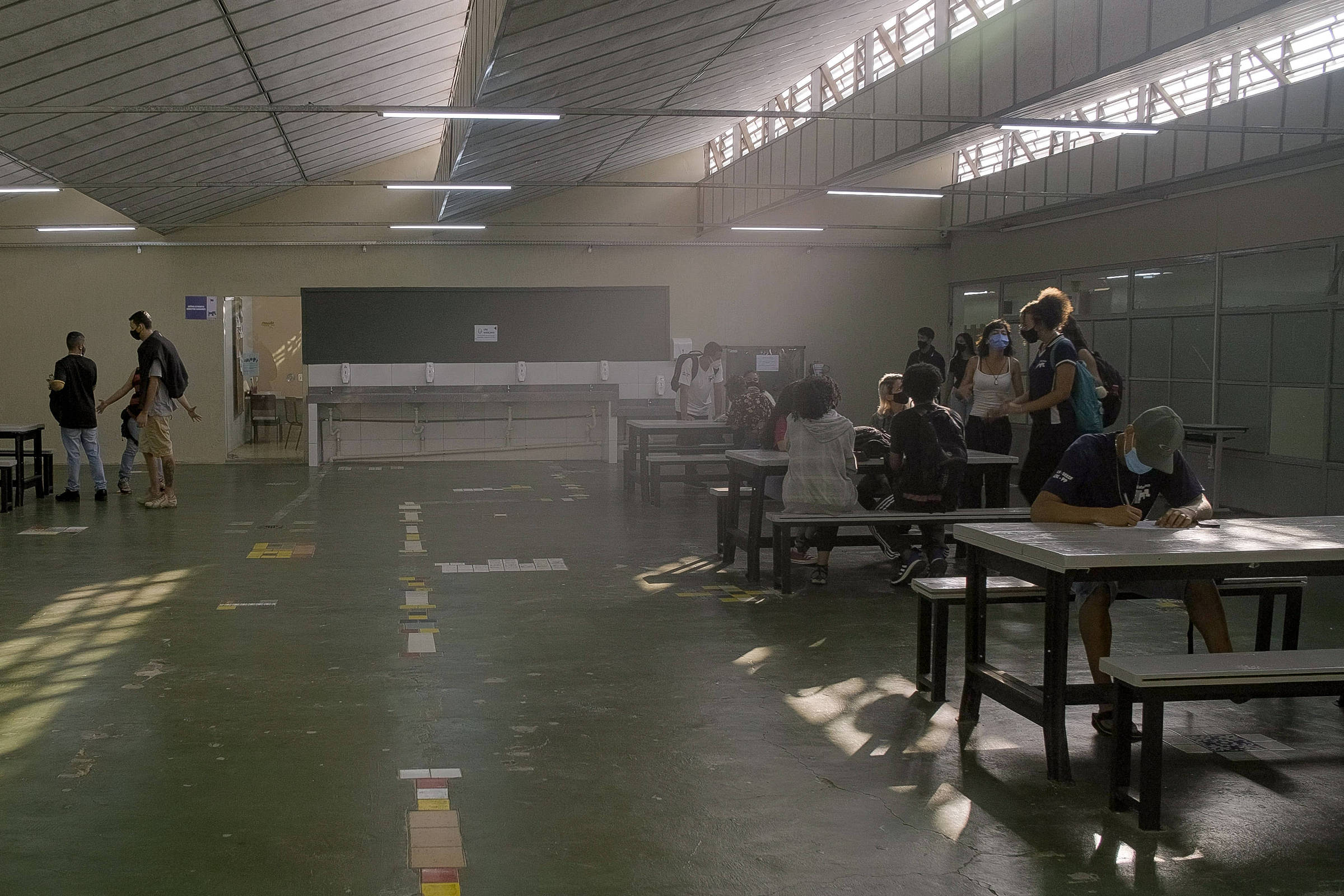 MEC de Lula e Camilo Santana falha em garantir transparência nas ações educativas Dia de aula no Centro de Ensino Médio Elefante Branco, em Brasília. (Foto: Pedro Ladeira - 8.ago.24/Folhapress)