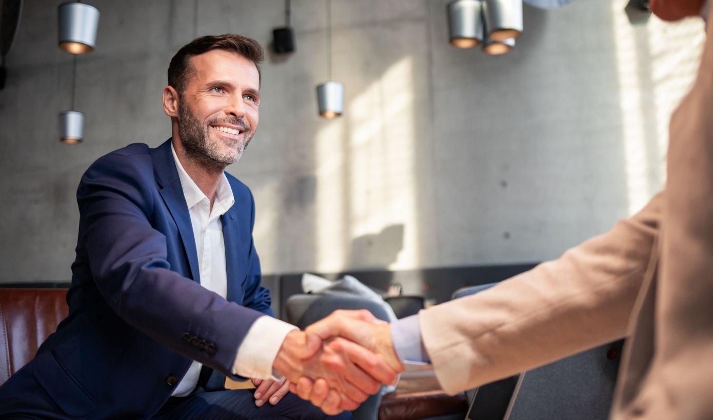Ouribank planeja liberar R$ 2 bilhões em crédito para empresas até 2025 Apoio aos negócios: soluções do Ouribank permitem investimentos às companhias mesmo em um ambiente de restrição monetária (Foto: Leszek Glasner / Adobe Stock)
